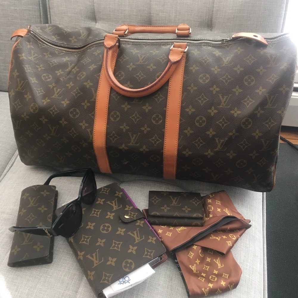 FLASH SALE! 😍AUTHENTIC Louis Vuitton Keepall
